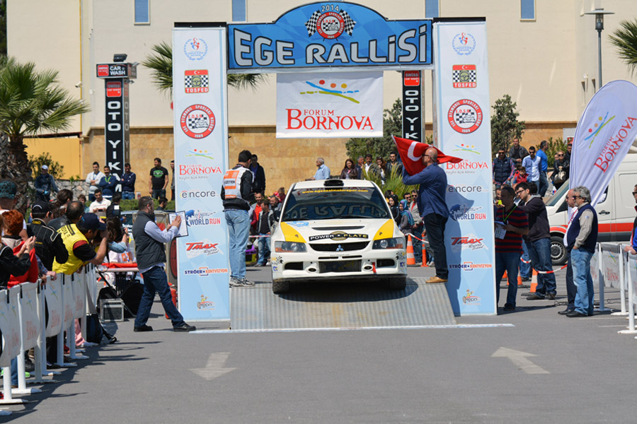 Mithat Diker - Cemal Diker 2014 Ege Rallisi start takında
