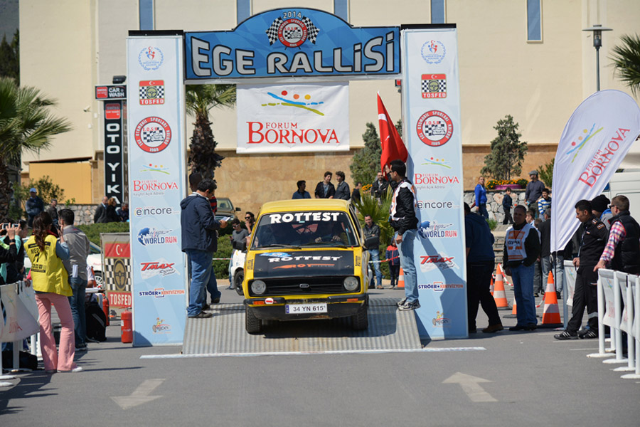 Kemal Şener - Oğan Aykar 2014 Ege Rallisi start takında